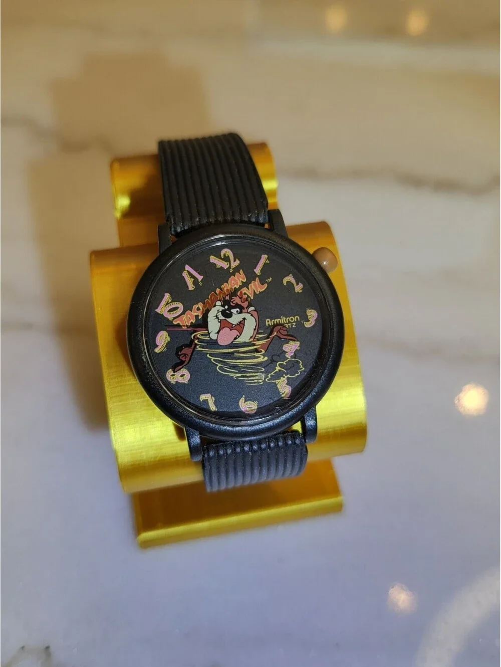 Vtg 1994 Armitron Watch Warner Bros Taz Tazmanian Devil Running NEW battery EUC